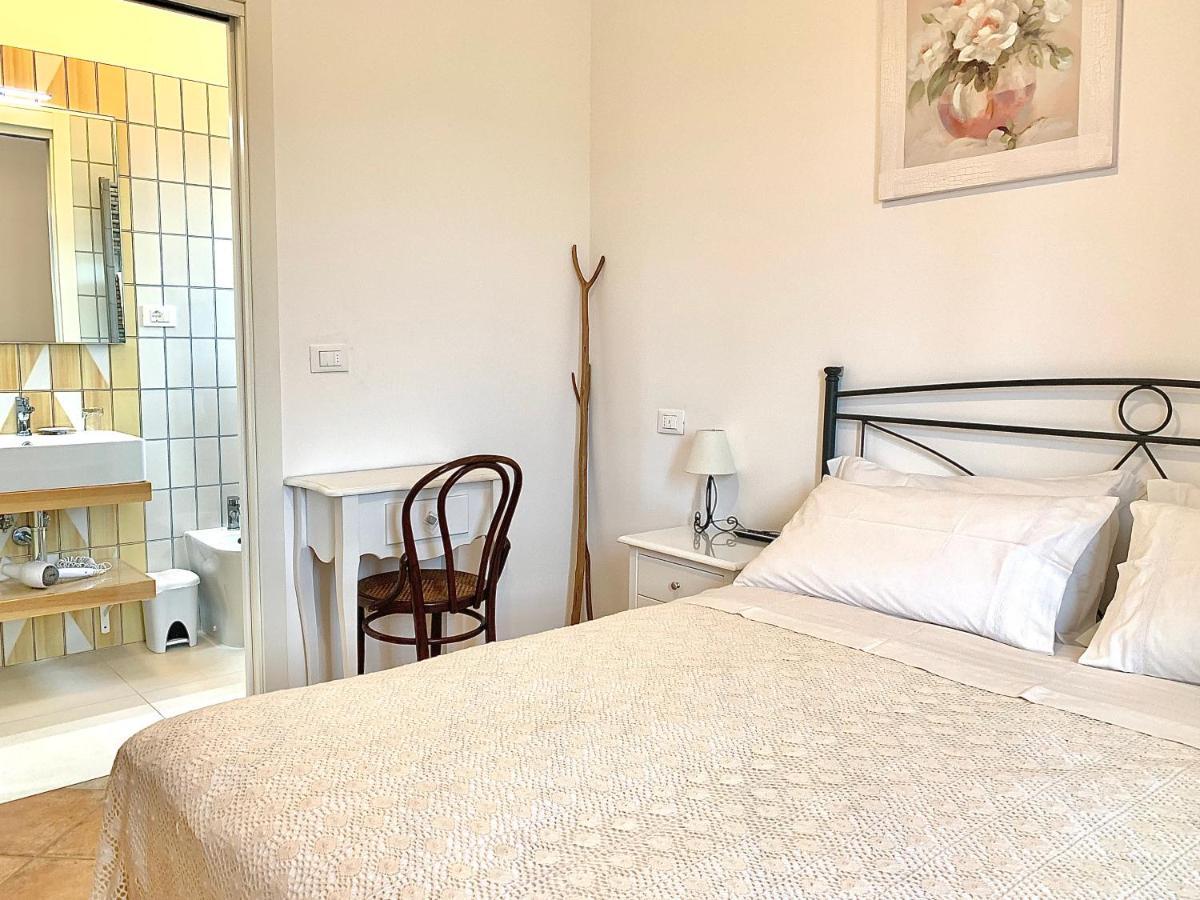 אוסטוני B&B All'Ombra Degli Ulivi מראה חיצוני תמונה